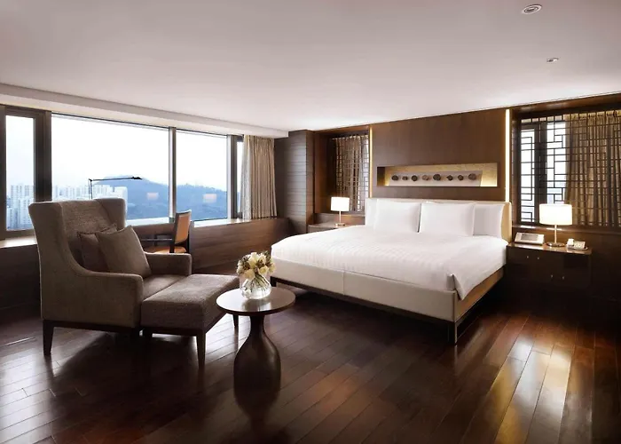 Banyan Tree Club & Hotel 5*