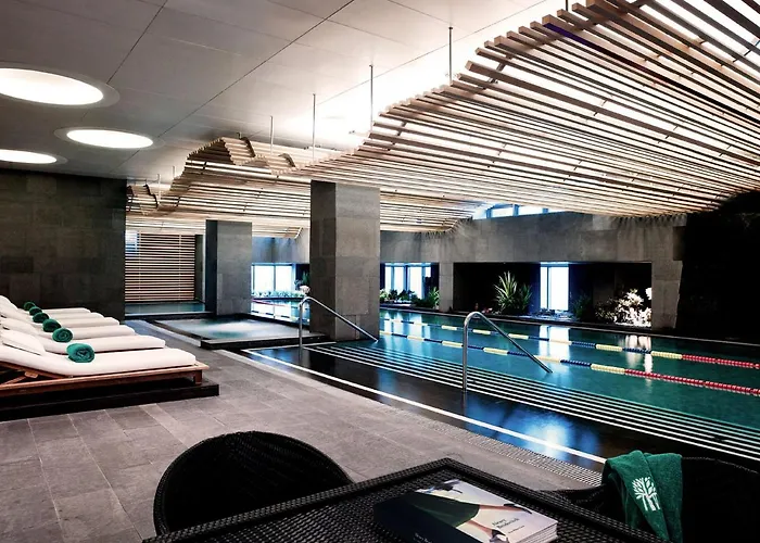 Hotel Banyan Tree Club & 5*