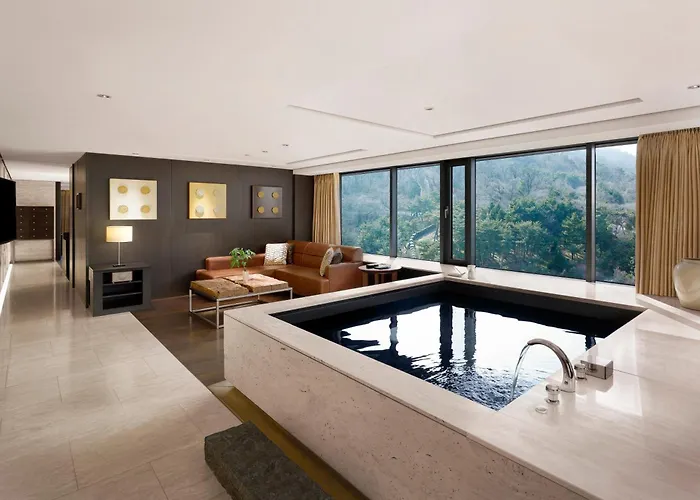 Hotel Banyan Tree Club & Seoul