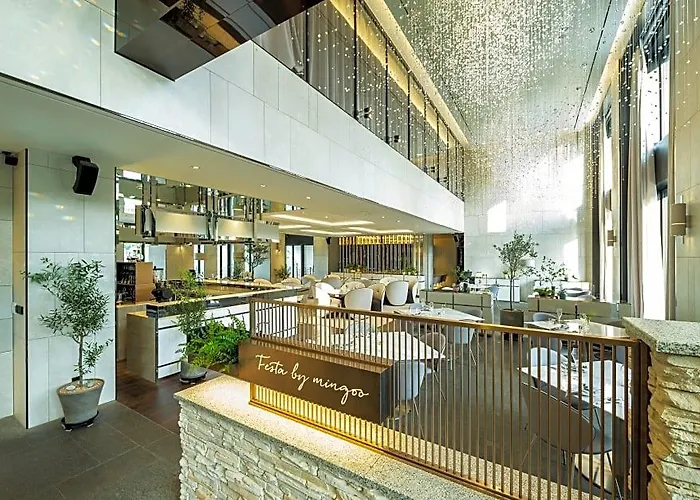 Banyan Tree Club & Hotel 5*